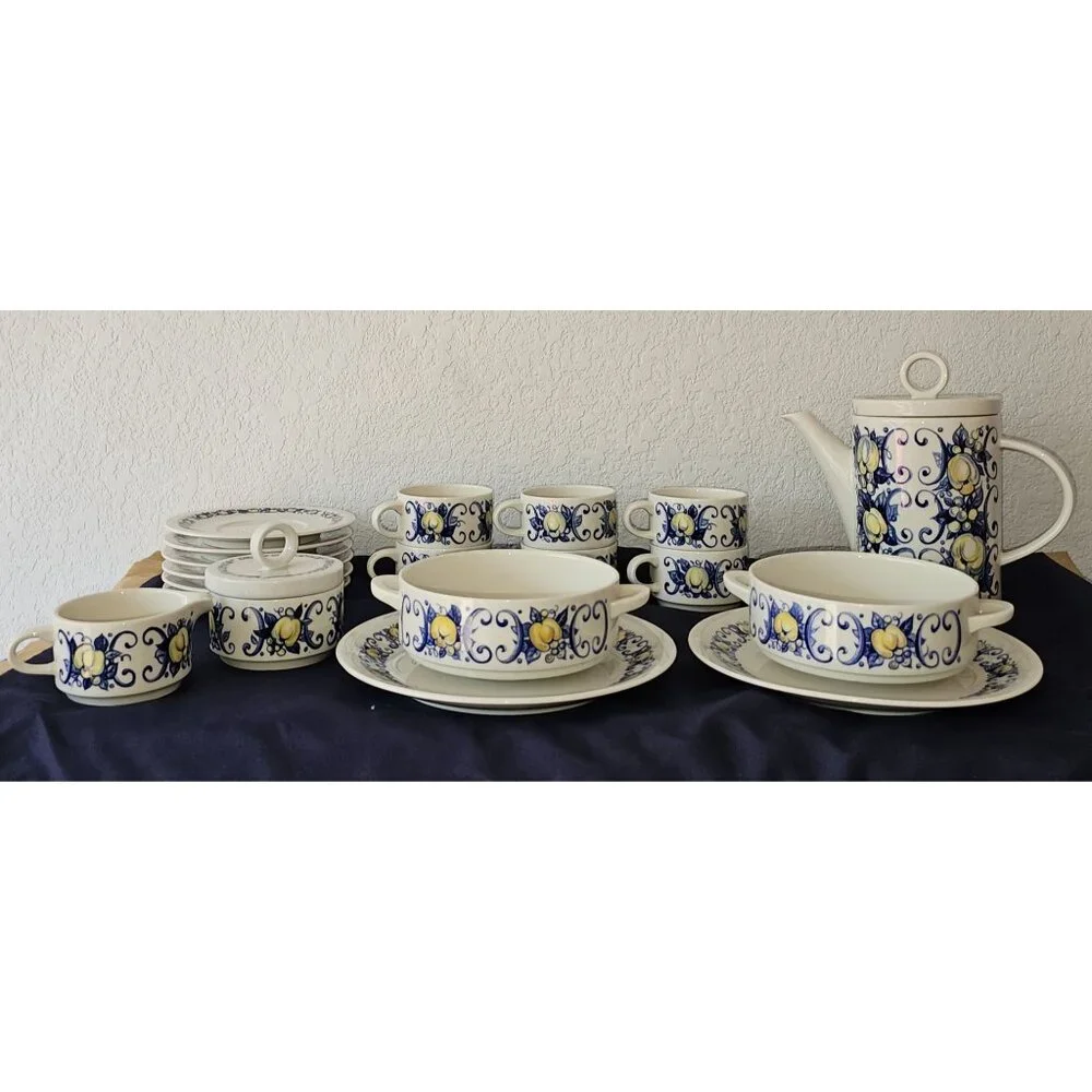 Vintage Cadiz Villeroy and Boch Tea Set/Coffee Service (Serves‎ 6)
